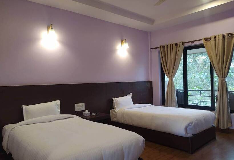 هتل Lumbini Buddha Garden Resort