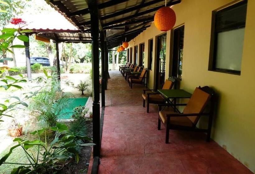 هتل Lumbini Buddha Garden Resort