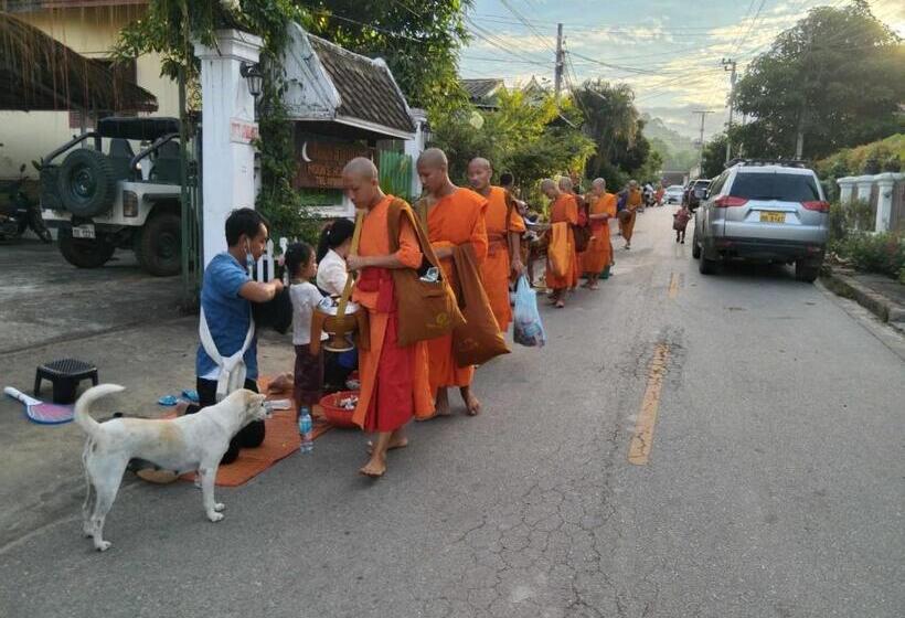 בית מלון כפרי Moon S House Luangprabang