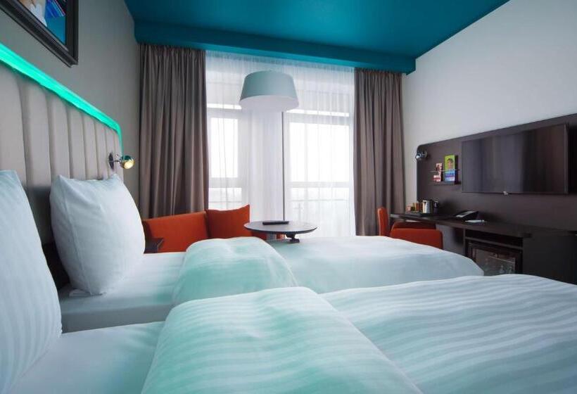 هتل Park Inn By Radisson Riga Valdemara
