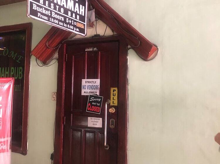 فندق Time Travellers