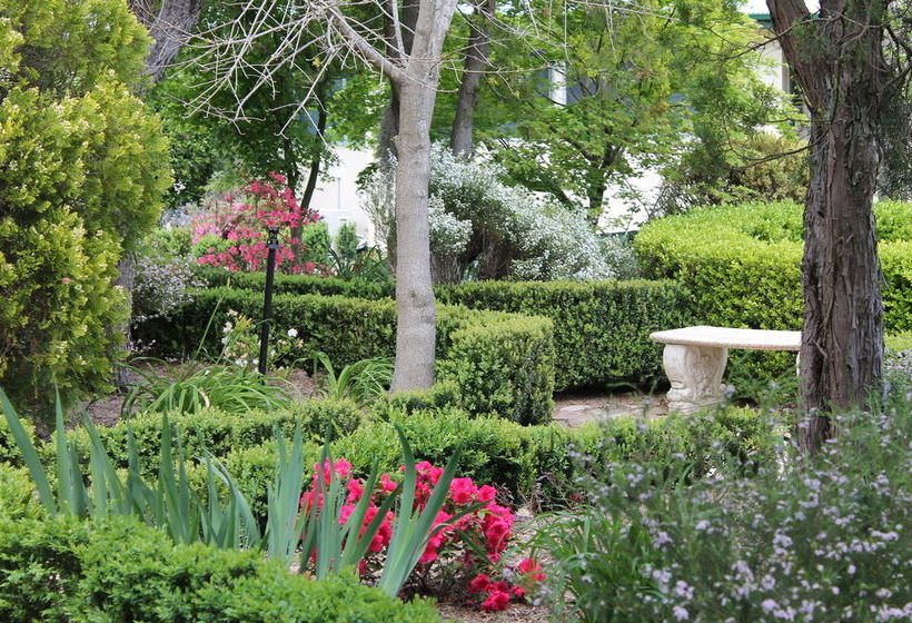 Lynrose Place