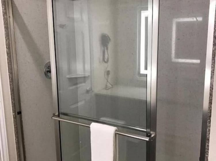 מוטל Regency Inn & Suites Nw Houston