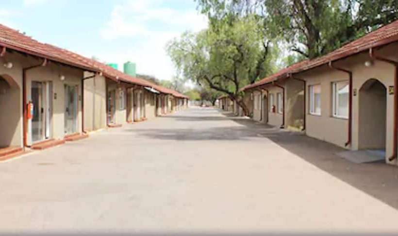 Oasis Motel