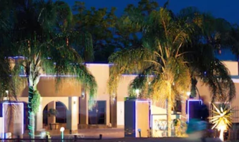 Oasis Motel
