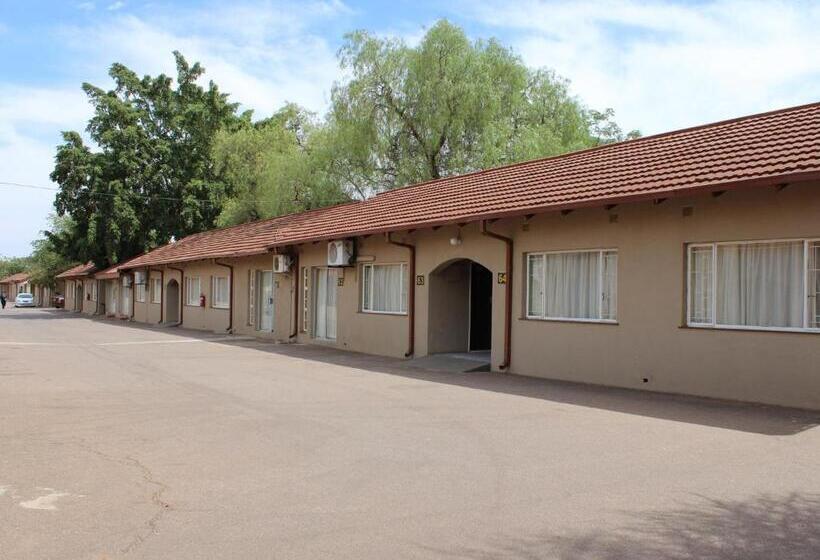 Oasis Motel