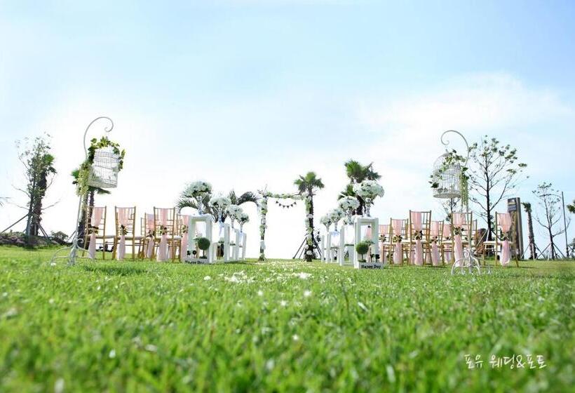 Sun And Moon Resort