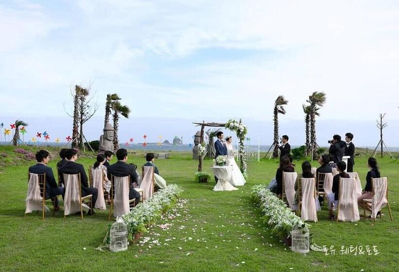 Sun And Moon Resort