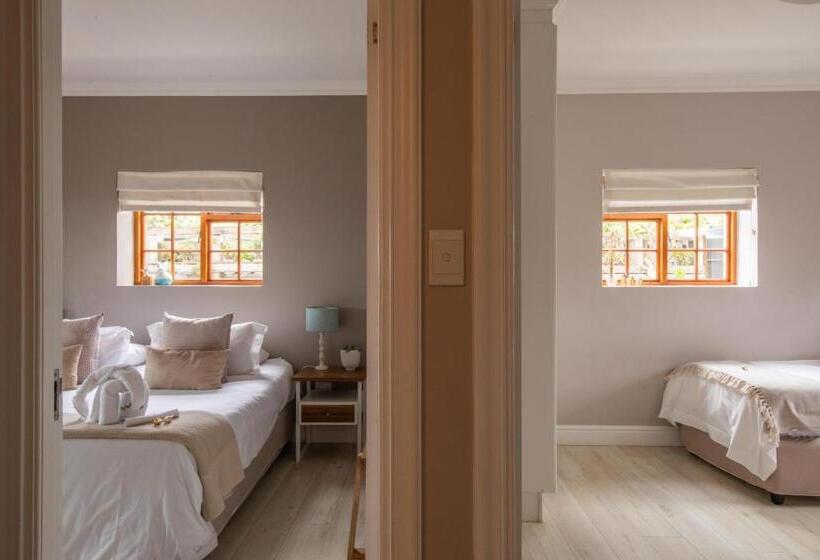 Woodlands Self Catering