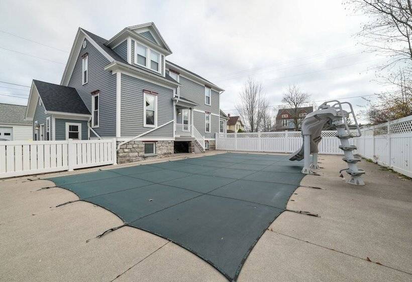 Alpena Home W/ Pool < 1 Mi To Lake Huron Beaches!