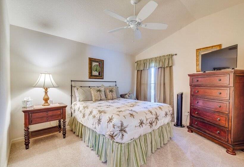 Screened Lanai & Grill: Home In The Villages