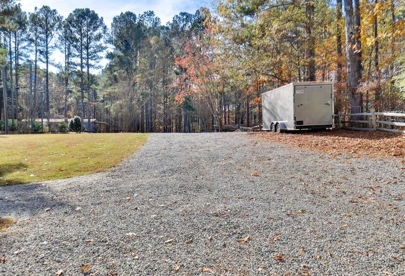 Buckhead Home W/ On Site Lake Oconee Access!