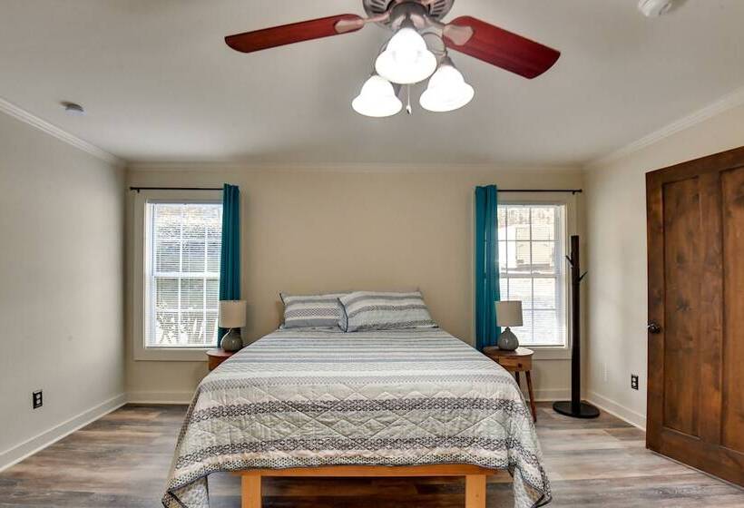 Buckhead Home W/ On Site Lake Oconee Access!