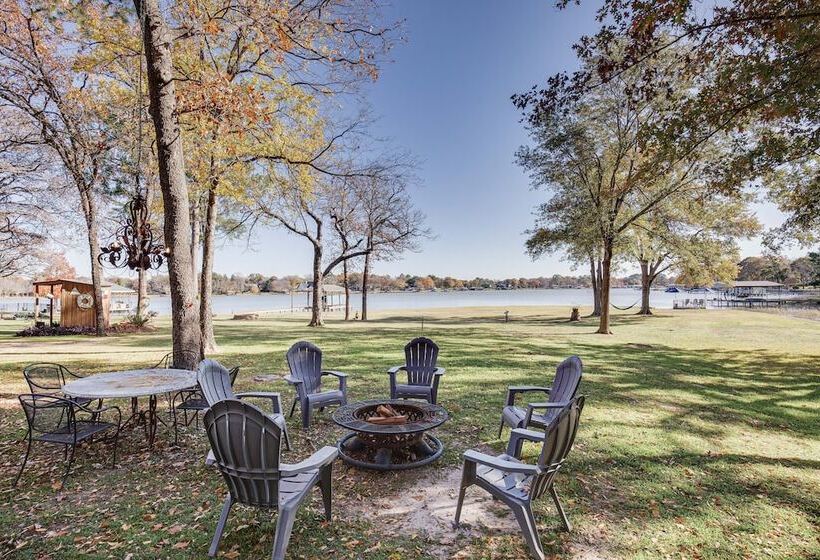 Private Dock: Charming Cedar Creek Retreat!