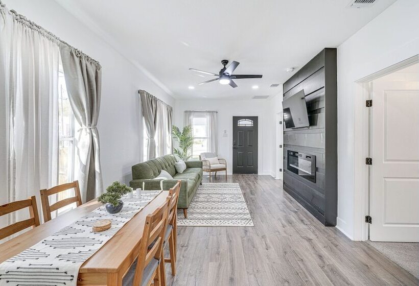 Charming San Antonio Home ~ 2 Mi To The Alamo!