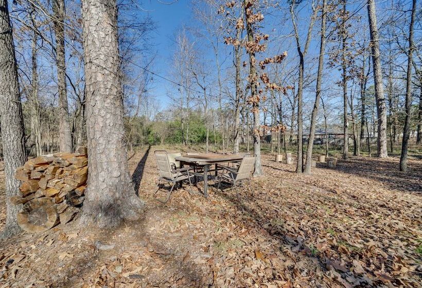 Cozy Broken Bow Cabin W/ Fire Pit, 5 Mi To Water!