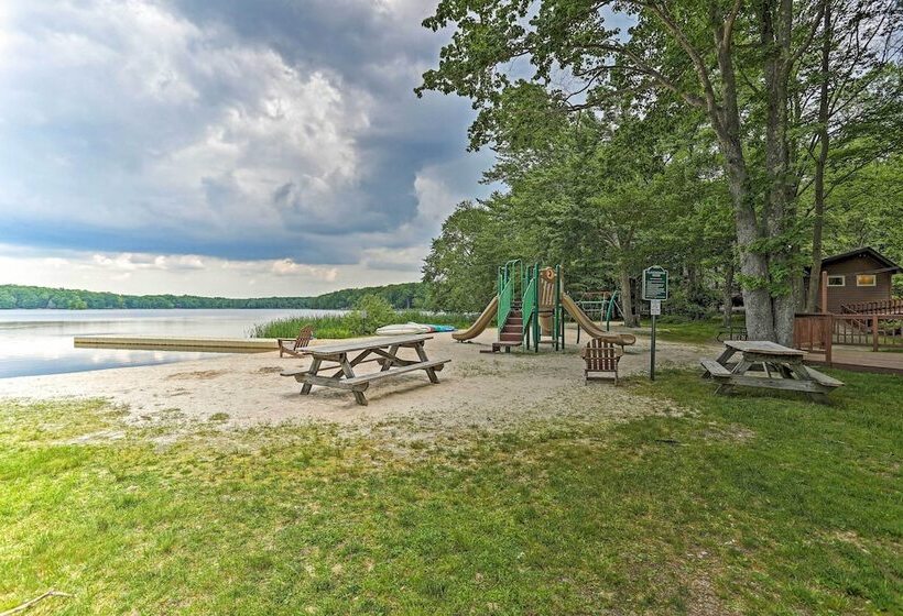 Eco Friendly Poconos Cabin W/ Ev Charger!
