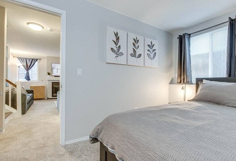 7 Mi To Downtown Denver: Family Home W/ Fire Pit!