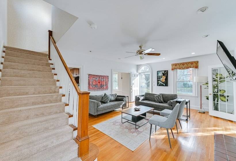 Home W/ Backyard ~ 2 Mi To Downtown Lexington!