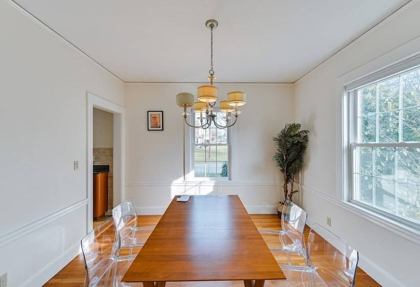 Home W/ Backyard ~ 2 Mi To Downtown Lexington!