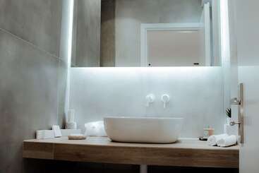 هتل Athens Muses Suites