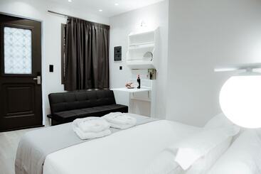هتل Athens Muses Suites