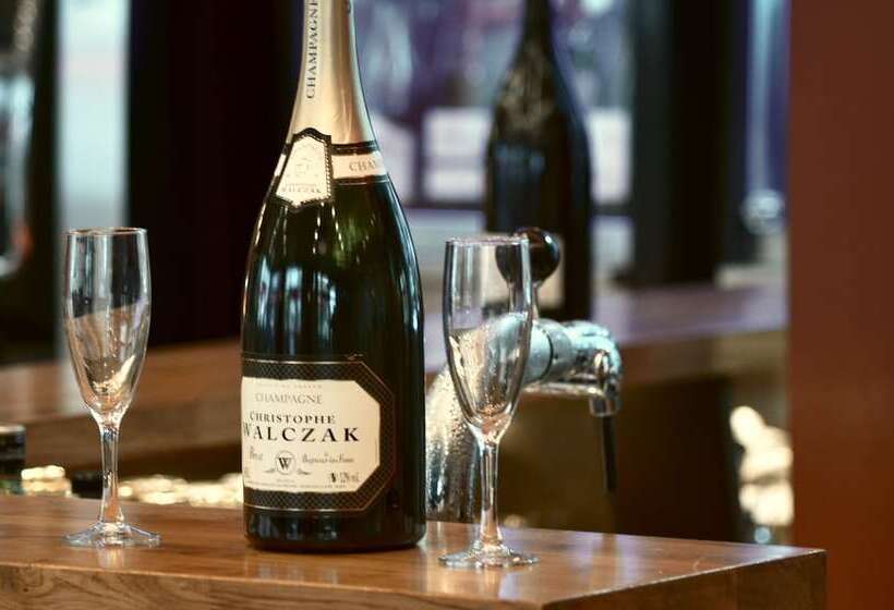 ホテル Fh Confort Hôtel Orleans