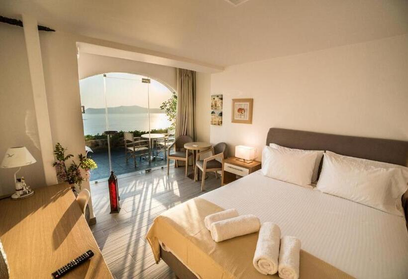 هتل Kratiras View Luxury Suites