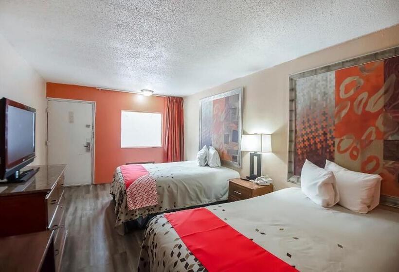 Hotel O Daylight Inn Elkhart I-90, In