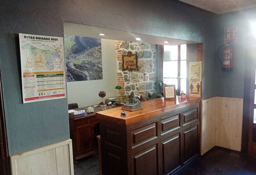 هتل Rural Cabrales