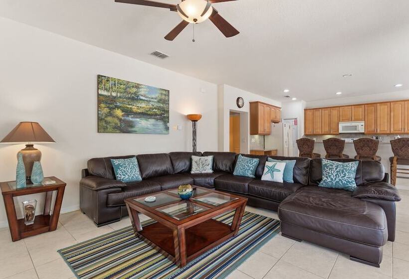 Indian Summer At Watersong Resort