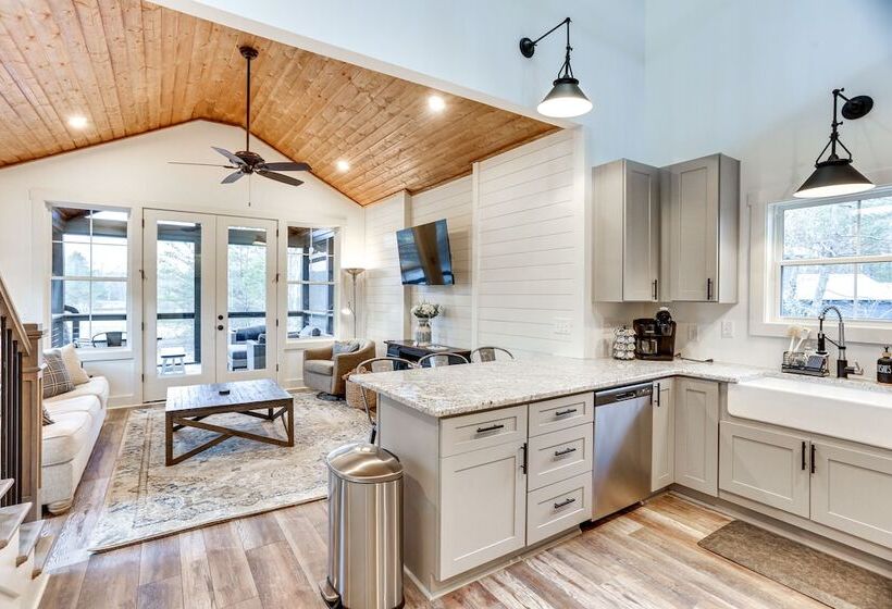 Lakefront Retreat At Waters Edge W/ Fire Pit!