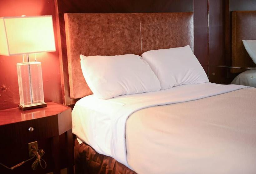 فندق على الطريق Relax Inn