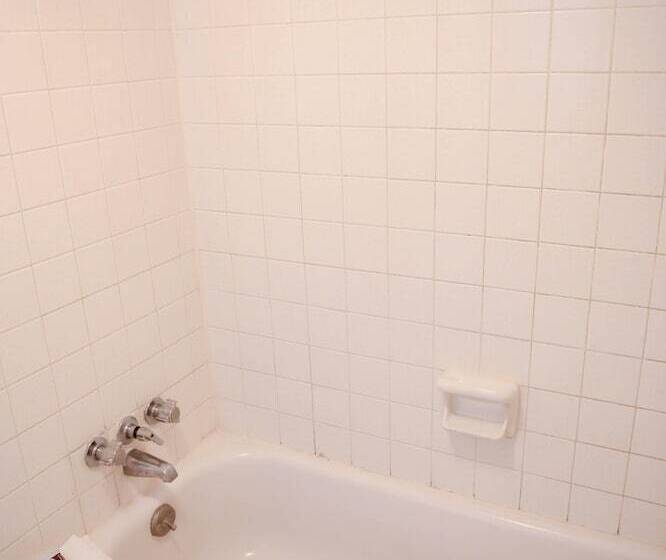 فندق على الطريق Relax Inn