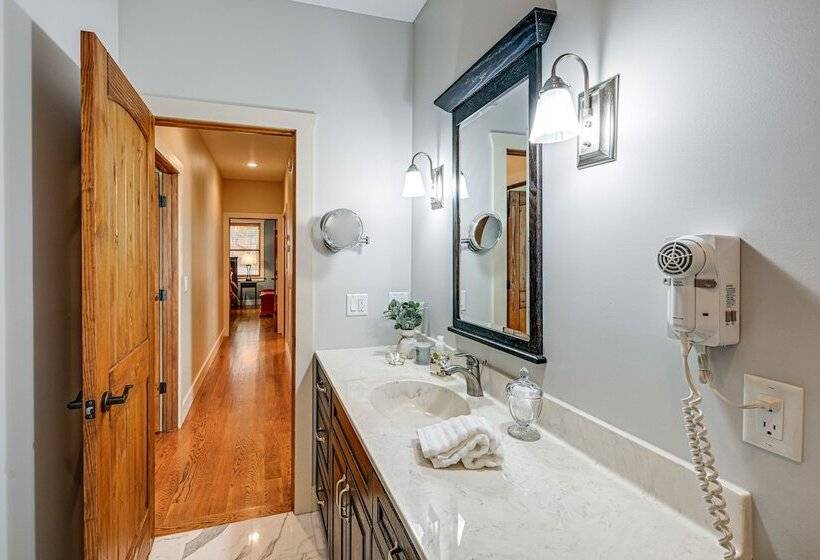 Mountain View Georgia Cabin W/ 2 Decks