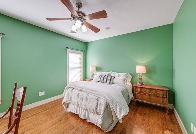 Mountain View Georgia Cabin W/ 2 Decks