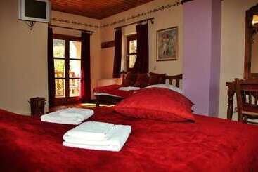 پانسیون Iaspis Guesthouse