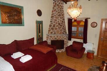پانسیون Iaspis Guesthouse