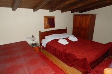 پانسیون Iaspis Guesthouse