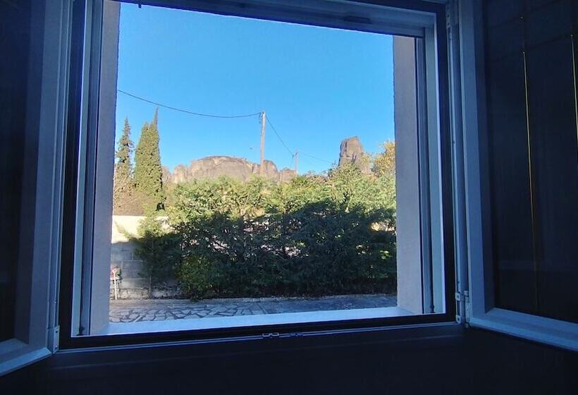 پانسیون Kastraki House With A View