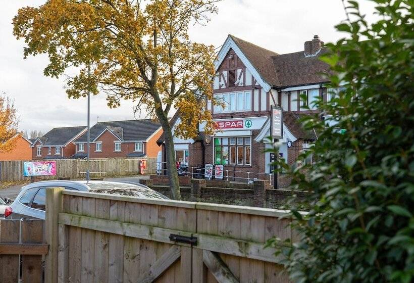 اقامتگاه 3bed House In Stockton On Tees  Free Wifi, Parking
