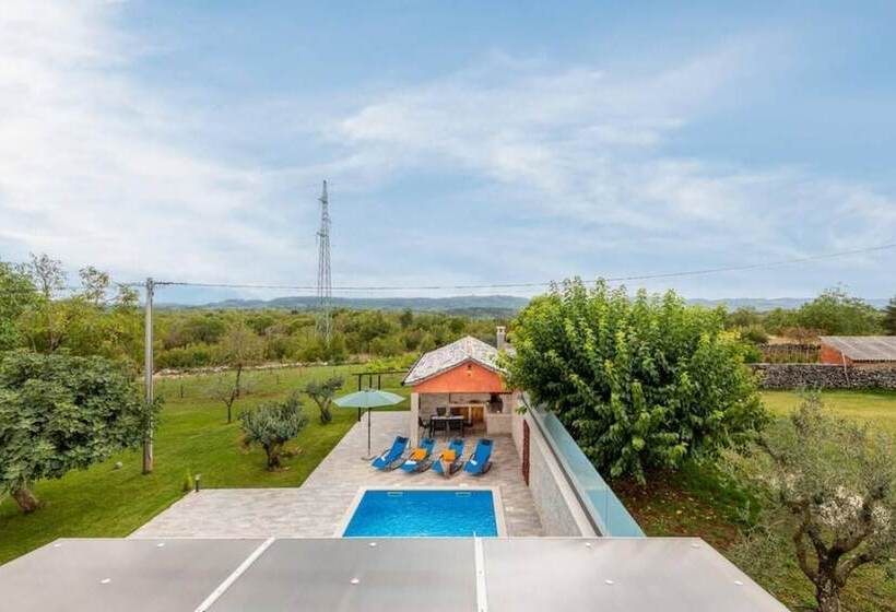 إقامة Beautiful Villa Dussich In Oprtalj, Novaki