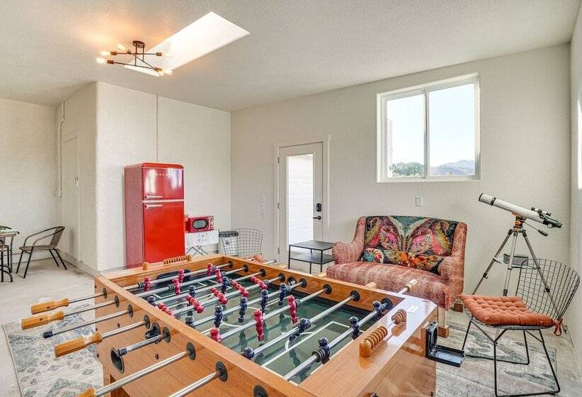 Sierra Vista Home W/ Private Pool & Game Room
