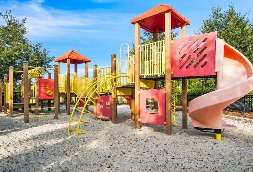 Splash Of Magic At Solterra Resort