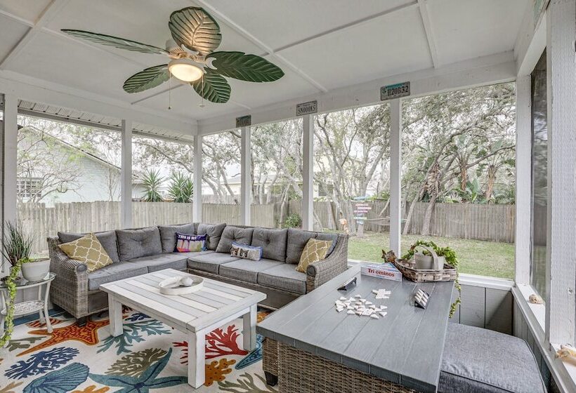 St Augustine Home W/ Deck < Half Mi To Beach!