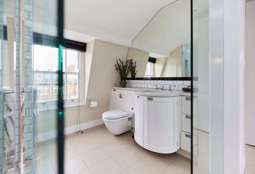 The St. Lukes Garden Place Spacious 4bdr House With Garden And Terrace