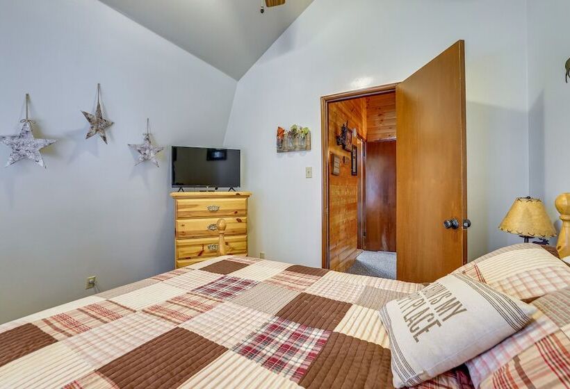 Utah Cabin Retreat: 32 Mi To Brian Head Resort