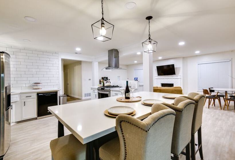 Spacious Home W/ Yard ~ 7 Mi To Dtwm San Diego!