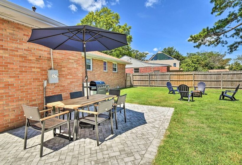 Bright Norfolk Home < Half Mi Stroll To Beach