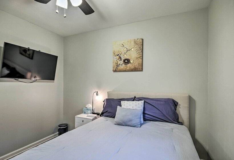 Centrally Located Martinez Home W/ Backyard!